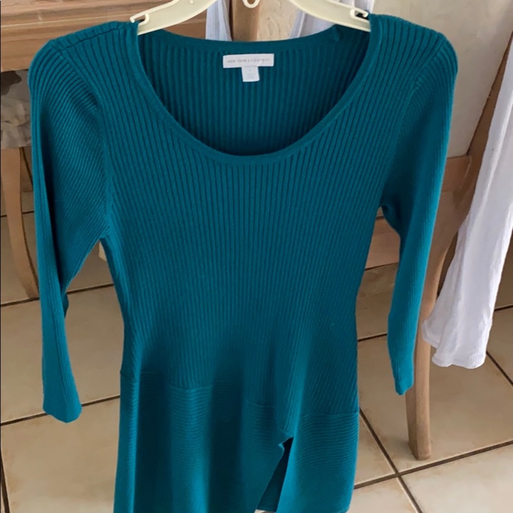 Women’s long sleeve tunic